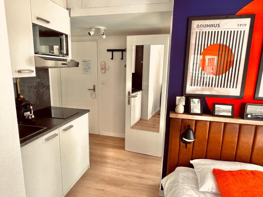 Cozy Studio Apartment Unit 12 In Center Of Zurich Exterior photo